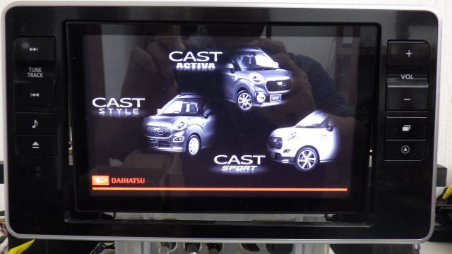 ダイハツ純正8インチスタンダードメモリーナビ＆ドラレコのジャンクモームリ値下げ ダイハツ純正8インチスタンダードメモリーナビ＆ドラレコの