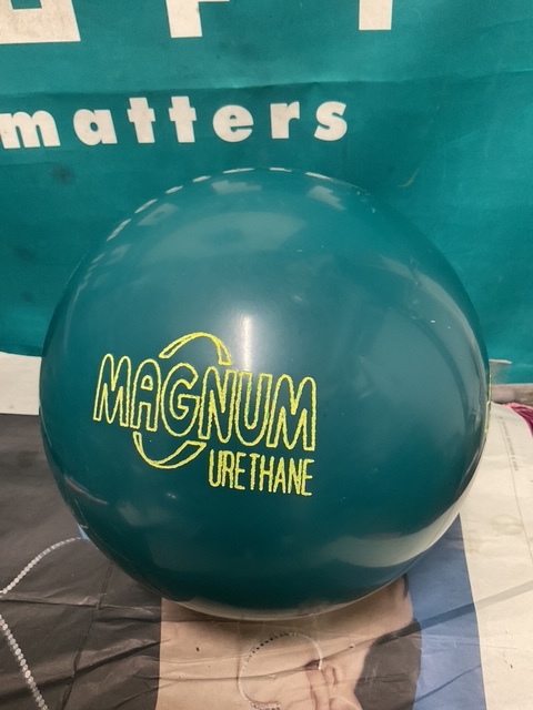 新品　エボナイト　エマージハイブリッド　15ポンド3oz 新品】エボナイト社 エマージ・ハイブリッド(15P) Emerge Hybrid