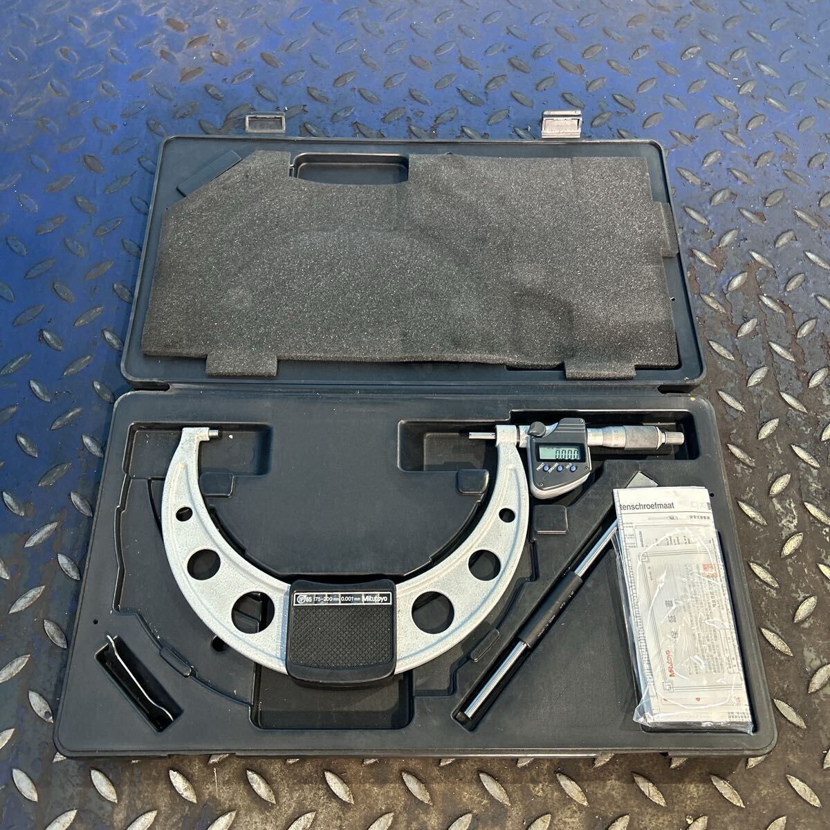 ミツトヨ マイクロメーター200㎜ OM-75 標準外側マイクロメータ 1台 Mitutoyo(ミツトヨ) 【通販