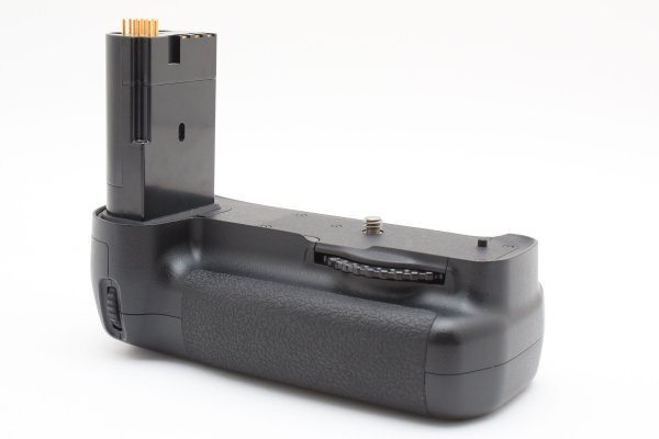 新品級　NIKON ニコン MB-D200 バッテリーパック M649 2025年最新】Yahoo!オークション -mb-d200の中古品・新品・未