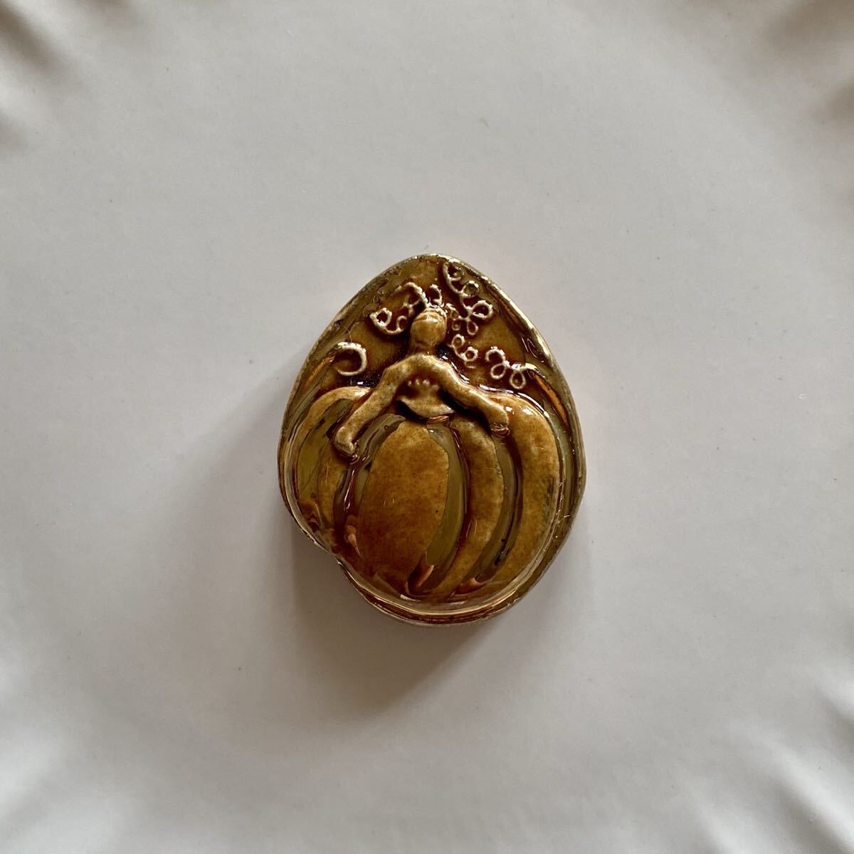 【新品・未使用】３匹の子豚　10個　フェーヴ　フェーブ　フランス　送料込み 新品・未使用】3匹の子豚10個フェーヴフェーブフランス送料込み