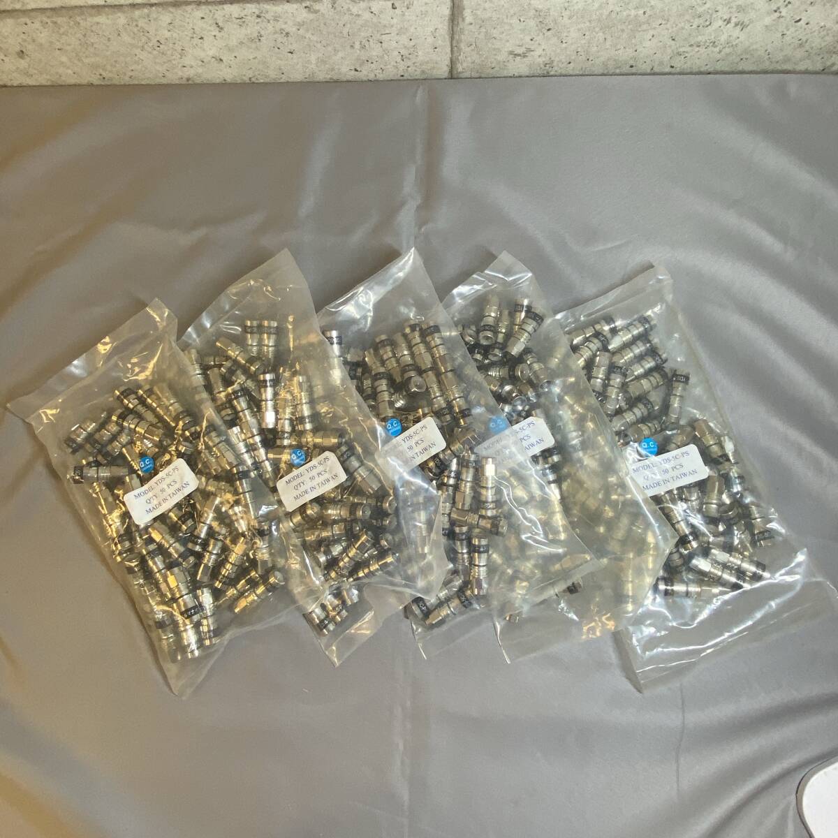 最終価格【送料無料】 未開封品 ユルマナイザー YDS-5C-PS F型コネクタ