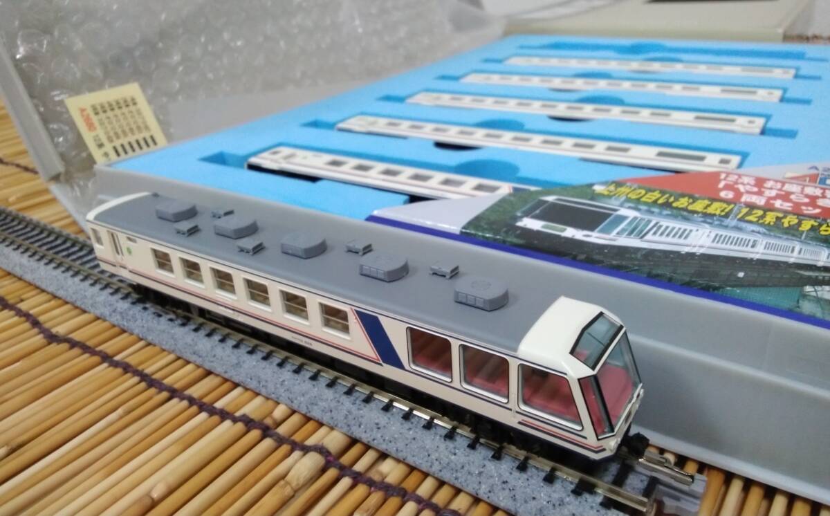 マイクロエース A-2680 12系 やすらぎ 6両 TN化 Amazon | マイクロエース Nゲージ 12系お座敷客車「やすらぎ」6