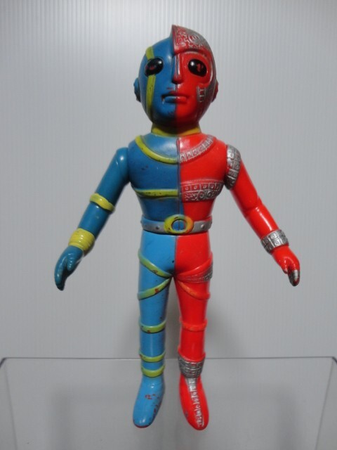 キカイダー ミドルサイズ タカトク ② キカイダー・ミドルサイズ – 昭和玩具研究+発表