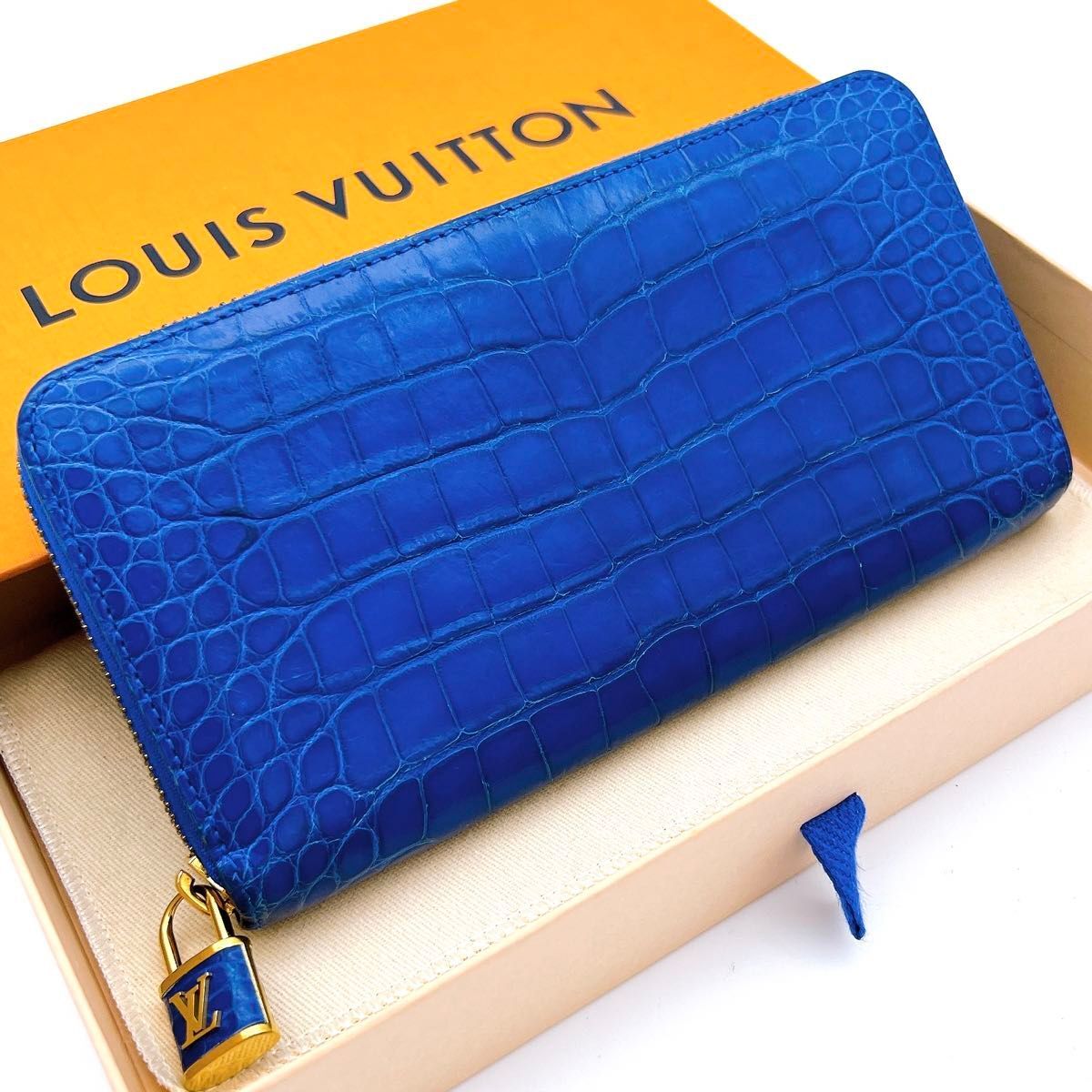 【美品】ルイヴィトン クロコ 折り財布 札入れ 青 折り財布 型押しレザー IC 美品】ルイヴィトン クロコ 折り財布 札入れ 青 折り財布 型押し