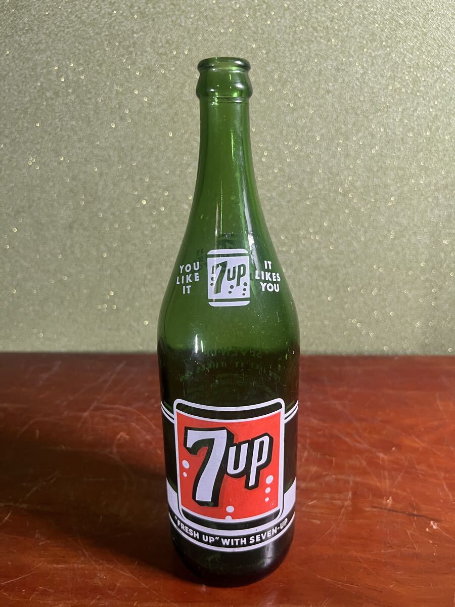 1970年代　セブンアップ　ストレッチボトル　オブジェ　瓶　アート　7up 1970年代 セブンアップ ストレッチボトル オブジェ 瓶 アート 7up