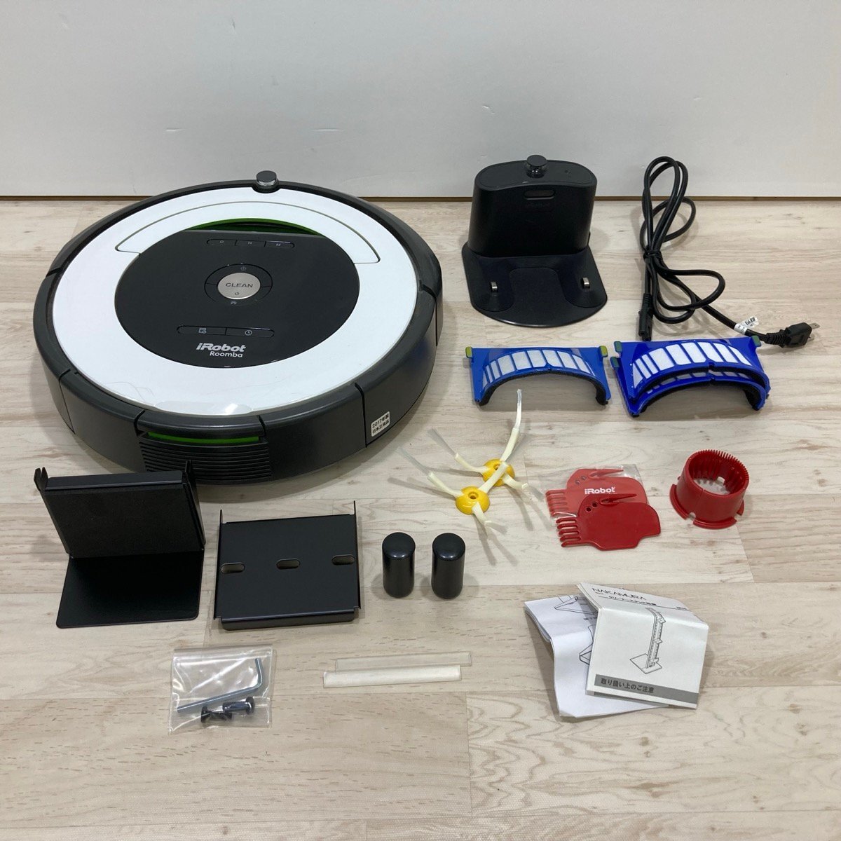 【新品未使用】アイロボット　ルンバ 680 2025年最新】Yahoo!オークション -ルンバ680の中古品・新品・未