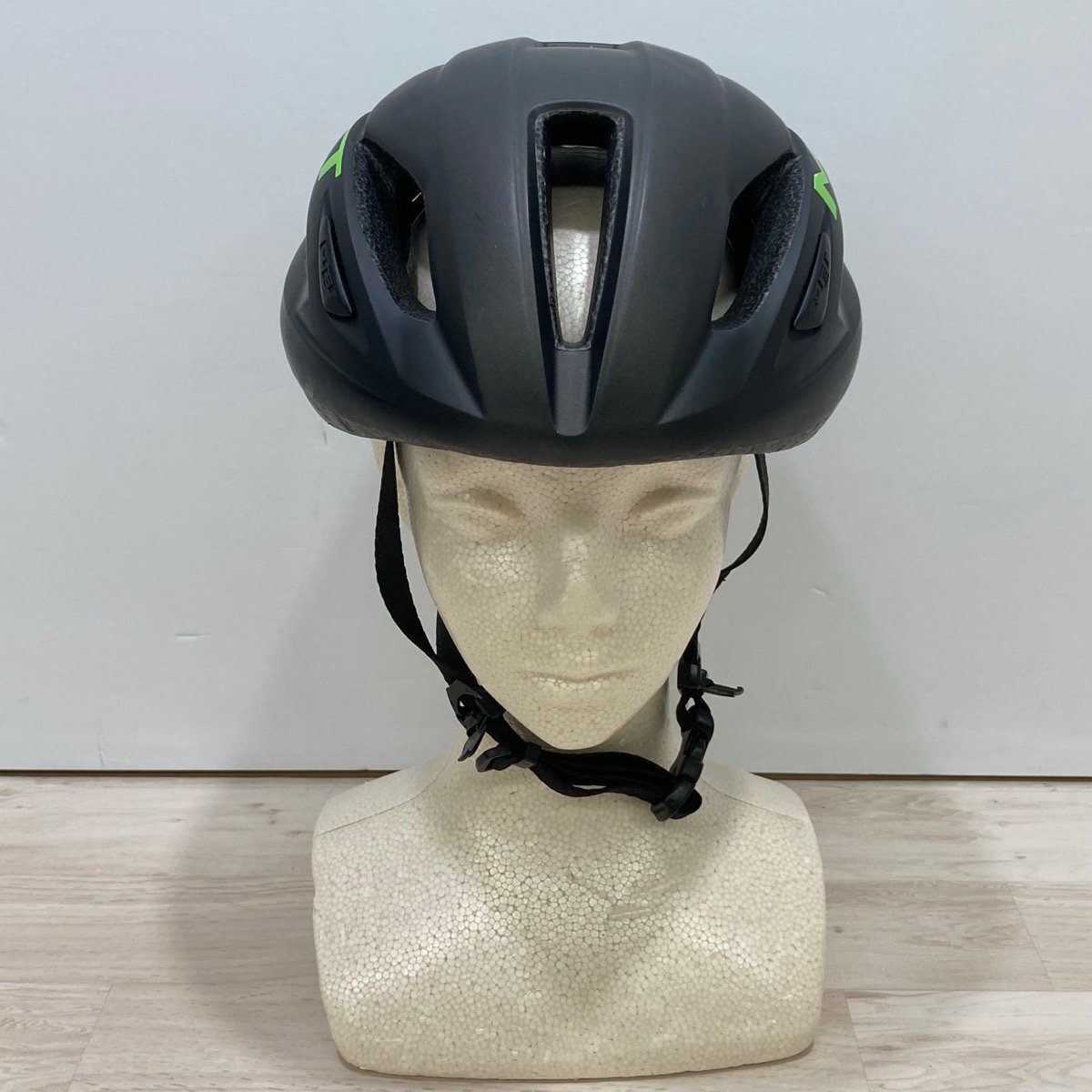 まさきち様、お取り置き。ロードバイクヘルメットMET シンセシス中古 Amazon | Shinmax 自転車 ヘルメット 大人 LEDライト 磁気