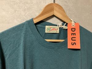 1点のみ入荷 新品 デウスエクスマキナ Deus Ex Machina Tシャツ ポルトガル製 緑 サイズM