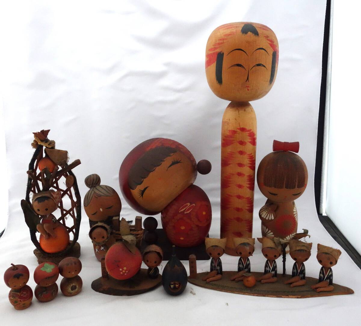 こけし　昭和レトロ　まとめ売り　特大こけし 昭和レトロ 木製 伝統工芸 工芸品 こけし まとめ売り - メルカリ