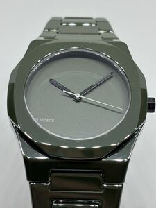 D1ミラノ D1Milano グリーンセラミック 新品未使用 稼働品 クォーツ 37mm ユニセックスサイズ