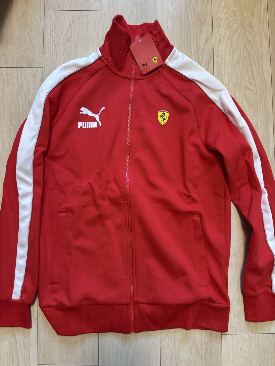 FERRARI 刺繍ロゴ入りデザインジャンパー　 新品未使用品　Mサイズ FERRARI NEW EMBROIDERED COMPANY IRON ON JACKET NAME PATCH