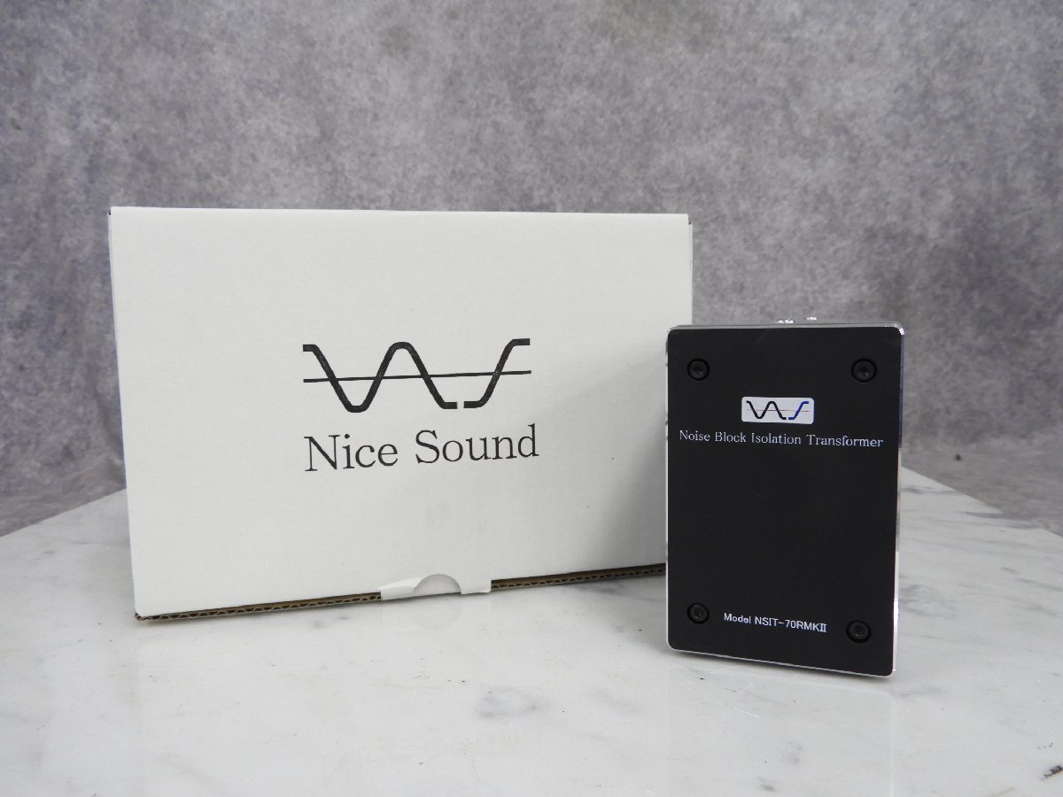 中村製作所 アイソレーショントランス Sonori AIT-700L 中村製作所 アイソレーショントランス Sonori AIT-700L