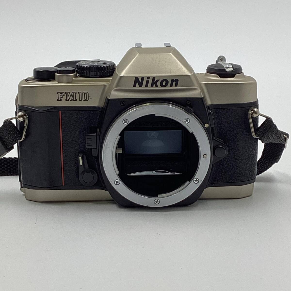 #323★良品★Nikon FM10 ボディ Nikon FM10 Body - Japan Camera Hunter