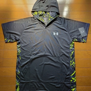 UNDER ARMOUR アンダーアーマー ショートスリーブ フーディー 半袖 ポケット パーカー Sサイズ タグ付き 定価7700円 速乾 y11010-1-HZ5