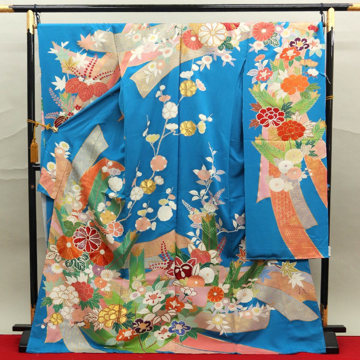 千總 ちそう セミアン 扇に花模様 青×白 金彩 金駒刺繍 袷 正絹 振袖 着物 正統派古典 白/水色/ブルー 牡丹柄/扇柄 綺麗 上品 大人っぽい