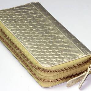 【ブラックフライデータイムセール】【送料込み】【限定】【新品】【税込み】本パイソン☆大判ウロコ☆Wファスナー☆ラウンドウォレットGD