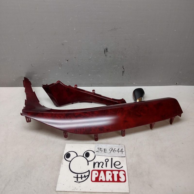 ＡＮＨ２０Ｗ　アルファード　純正　インパネ木目パネル　２Ｘ１－２－６/２５Ｅ９６