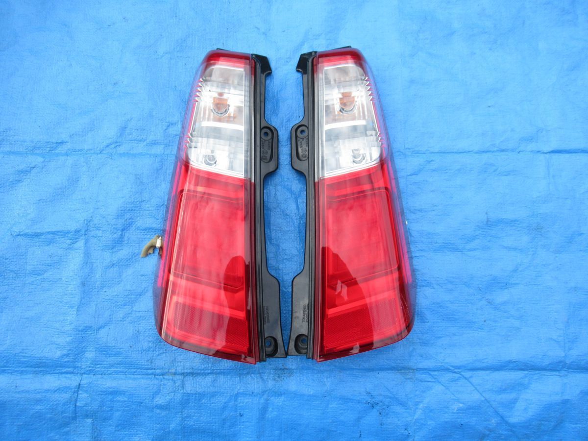 スズキ　ワゴンR　左右テールランプセット　中古 スズキ ワゴンR(MH22S)用 純正テールランプ 左右セット - メルカリ