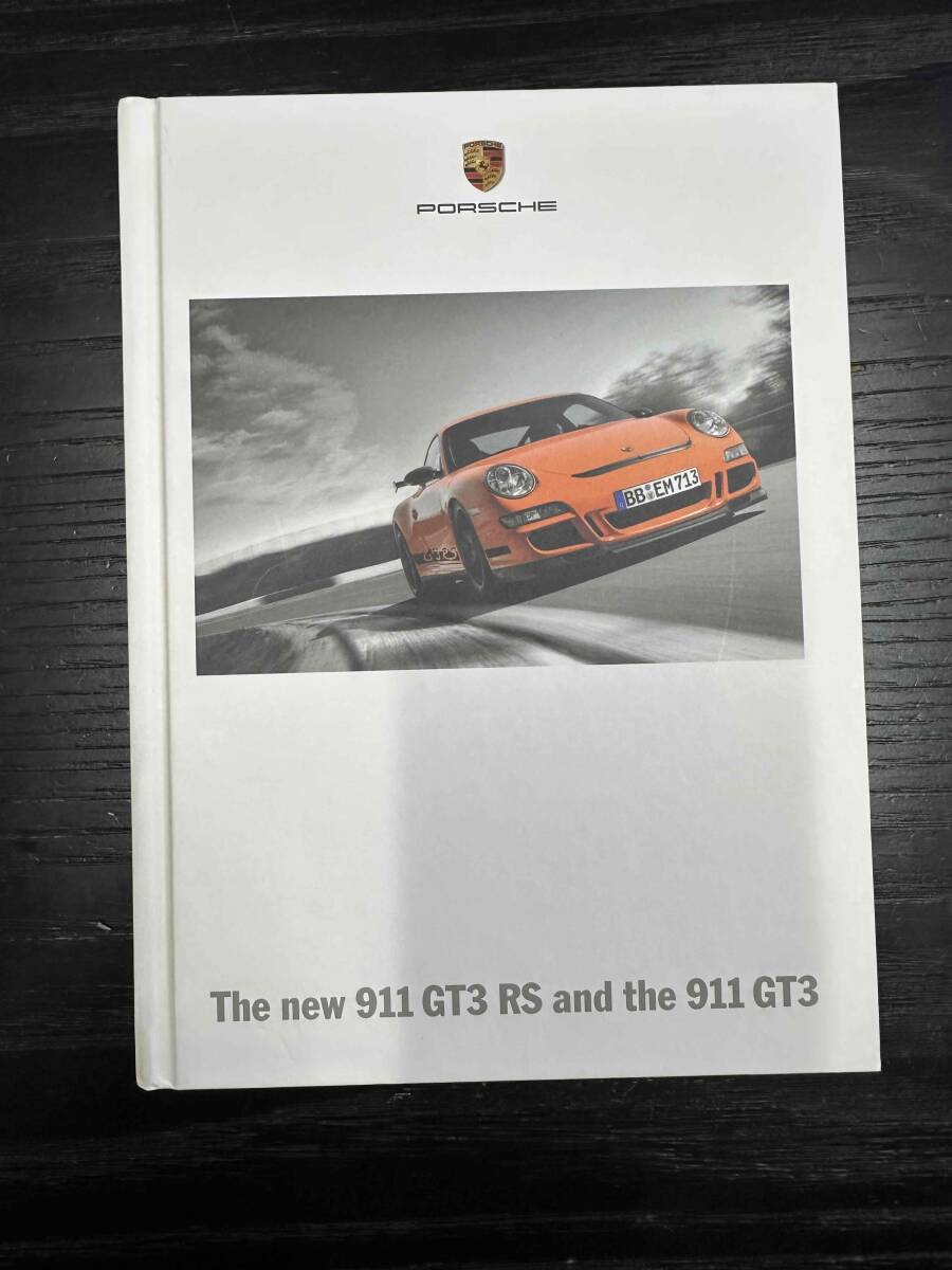 PORSCHE(ポルシェ).911カタログ　2冊セット imgrc0098781205.jpg