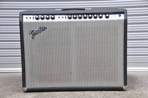 FENDER TWIN REVERB