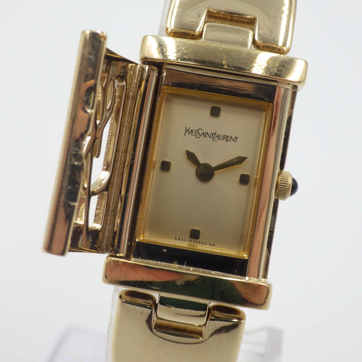 【美品】イヴサンローラン YSL 腕時計 ボーイズウォッチ 箱付 ヴィンテージ イブサンローラン YSL文字盤 スクエア ボーイズ