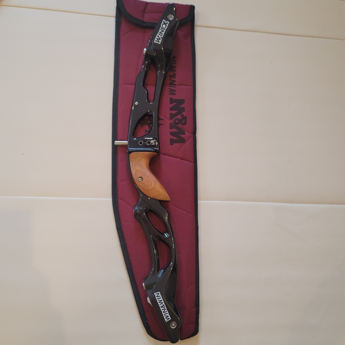 未使用に近い win&win winex ハンドル 右用 25インチrh