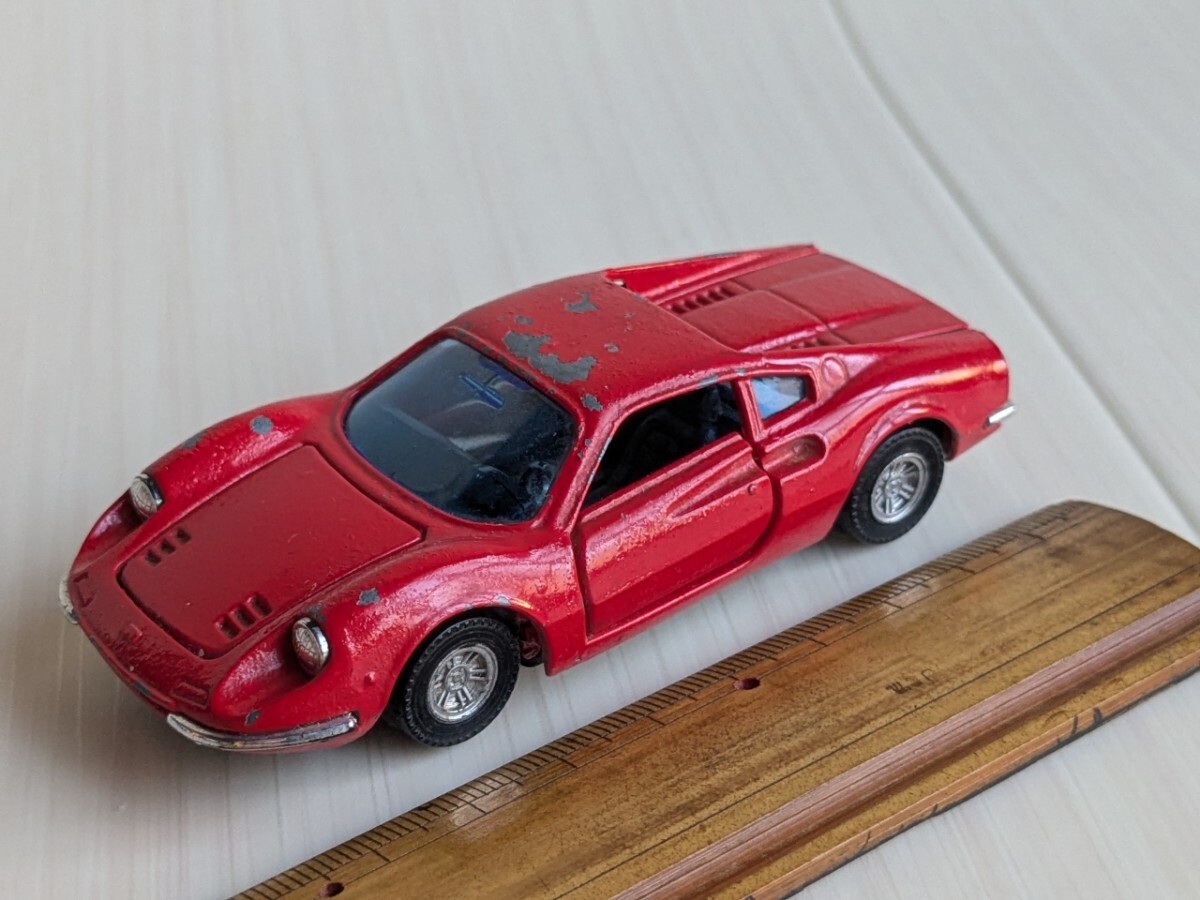 フェラーリディーノベルリネッタ　ミニカー Amazon | MCG 1/18 フェラーリ 246 GT ディーノ 1969 レッド