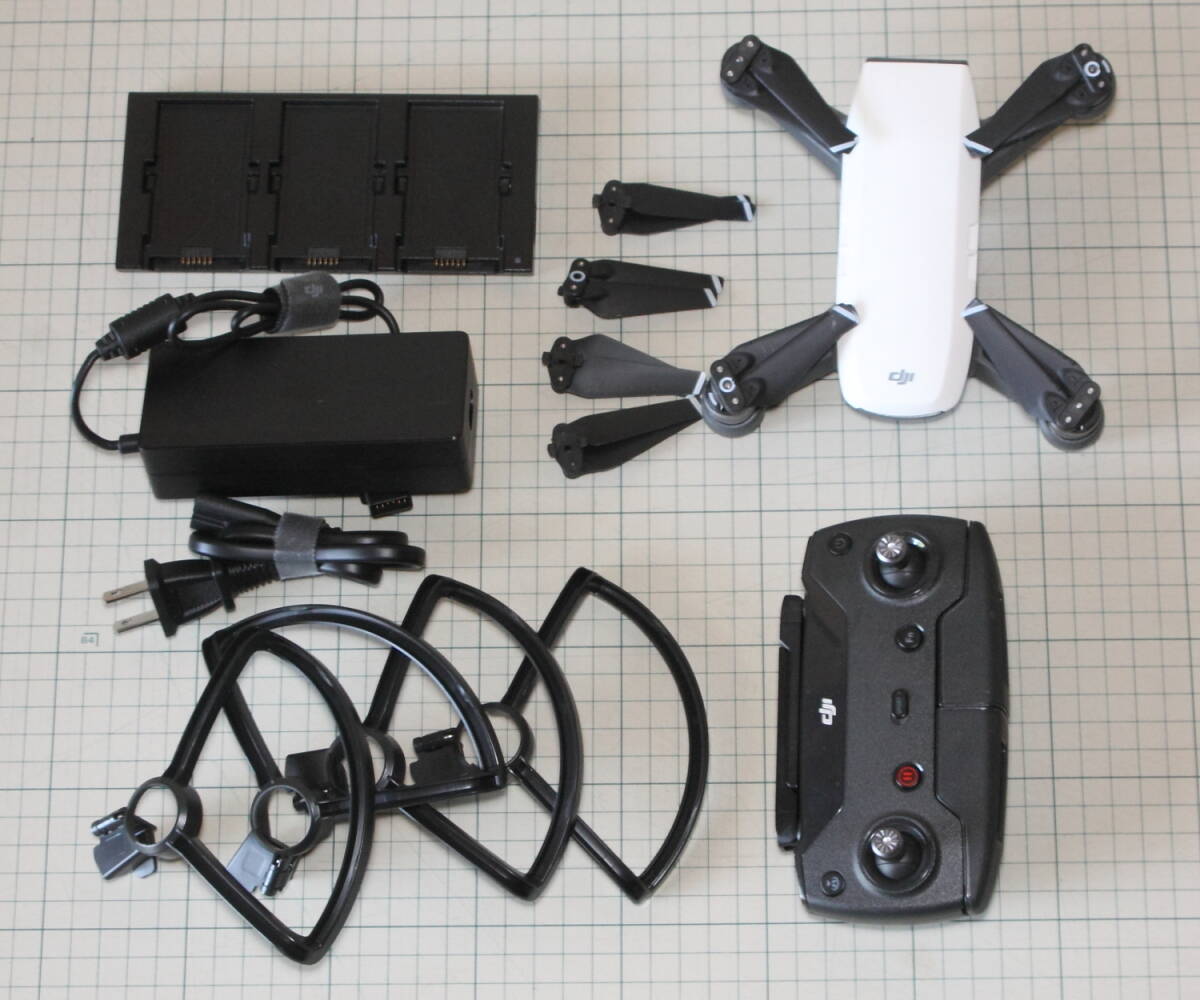 dji spark フライモアコンボ 中古 Yahoo!オークション -「dji spark fly more combo」の落札相場