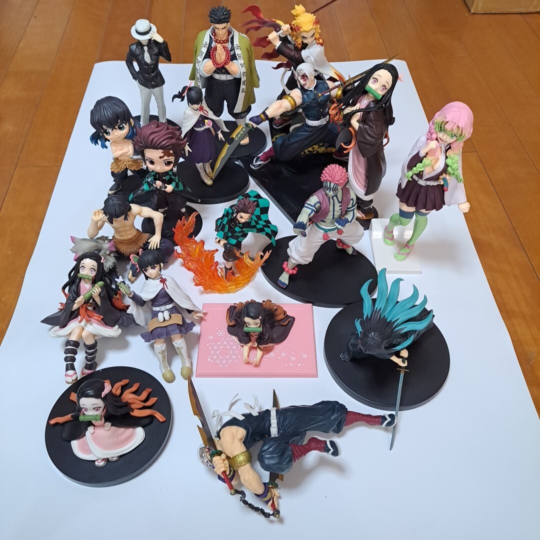 鬼滅の刃 フィギュア まとめ売り 16個セット Yahoo!オークション -「鬼滅の刃 フィギュア まとめ」の落札相場