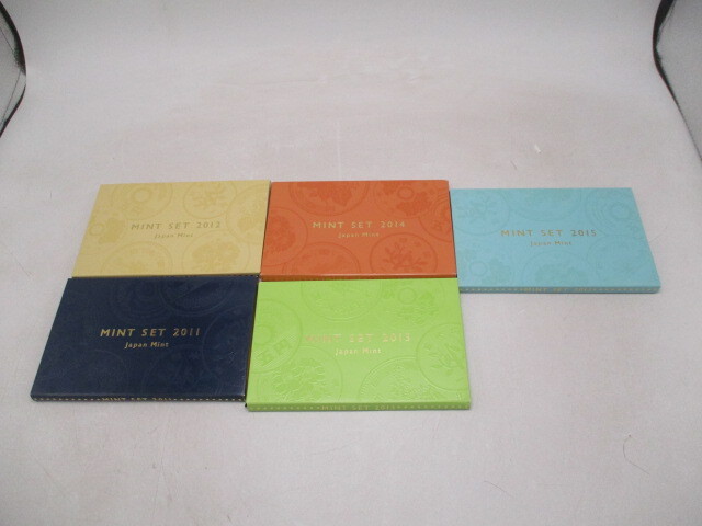 Yahoo!オークション -「ミントセット 2015」(硬貨) (貨幣)の落札