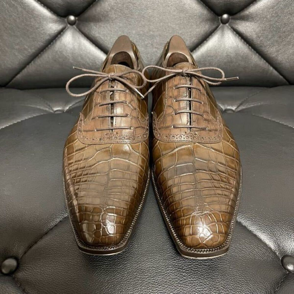新品 116万 ジョンロブ 英国靴 ビスポーク 手縫い レザー シューズ 9.5 新品 116万 ジョンロブ 英国靴 ビスポーク 手縫い レザー