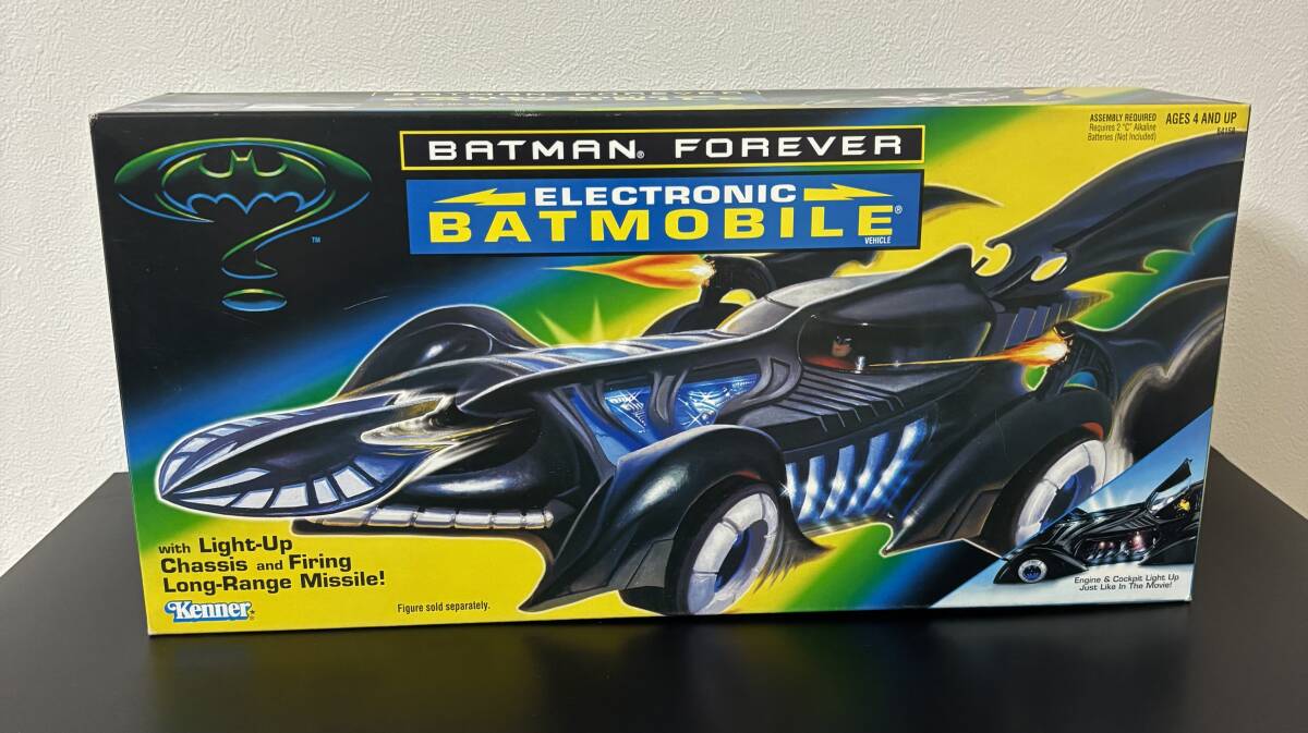 バットマン バットモービル バットマンフォーエバー 新品未開封　フィギュア Amazon.co.jp: バットマン フォーエヴァー マクファーレン