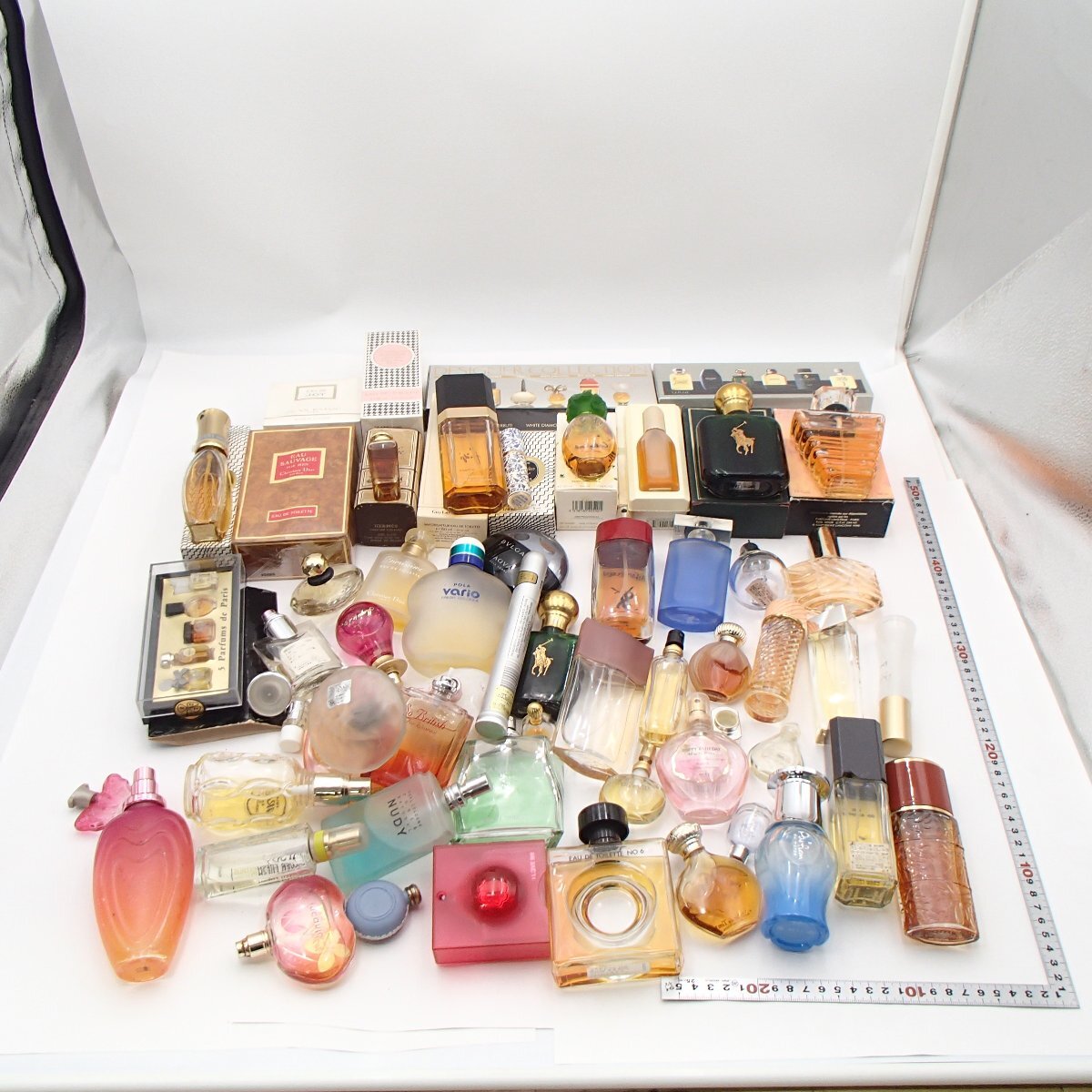 Yahoo!オークション -「香水 空瓶」の落札相場・落札価格