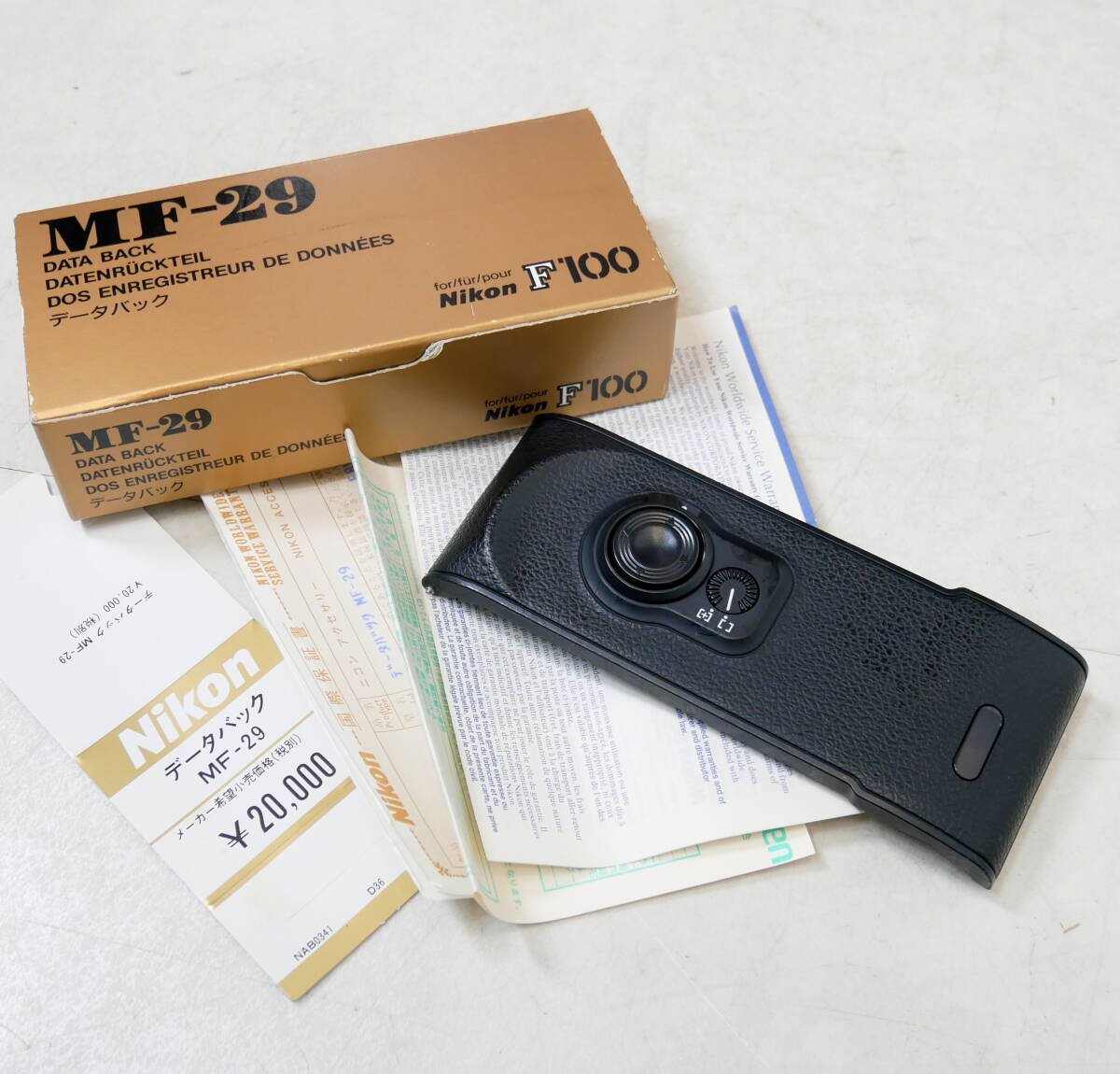 【極美品】NIKON F100 元箱、付属品付き Yahoo!オークション -「ニコン f100」(アクセサリー) (カメラ