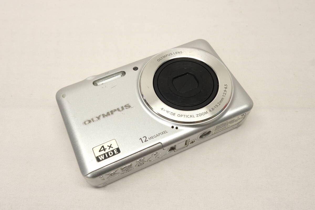 OLYMPUS VG-110 コンパクトデジタルカメラ 動作品 Olympus VG-110 Digital Camera (Silver) 228175 B&H Photo Video