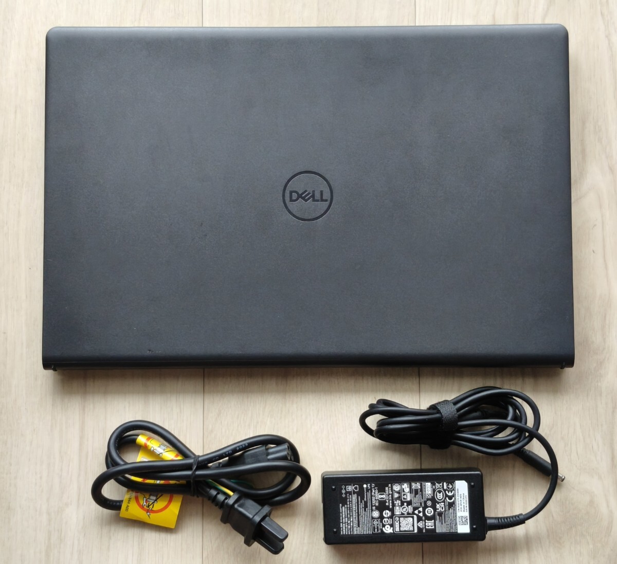 Dell Inspiron15 ブラックACアダプター付き マウス無しジャンク品 Dell Inspiron15 ブラックACアダプター付き マウス無しジャンク品