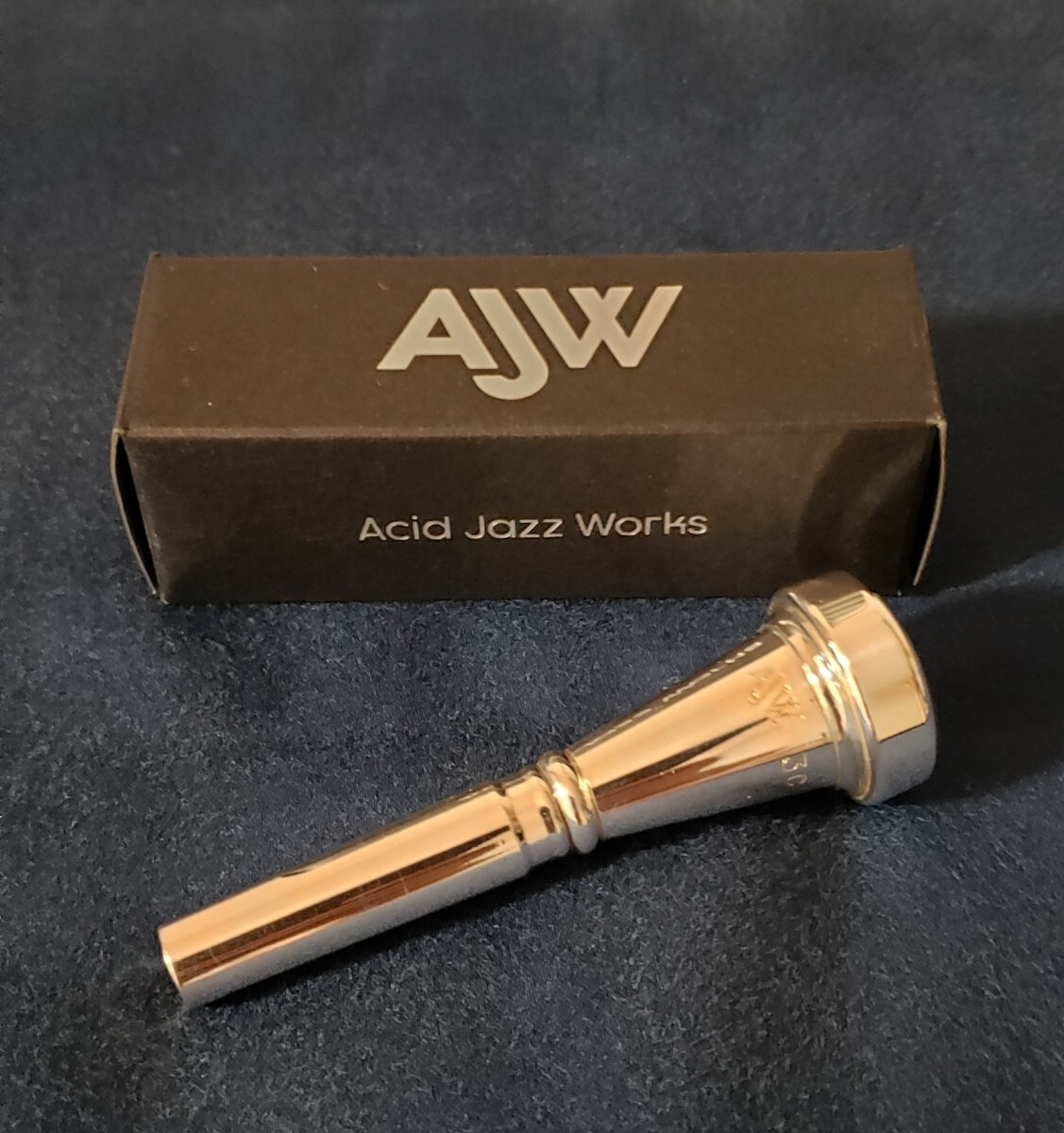 Yahoo!オークション -「ajw」の落札相場・落札価格