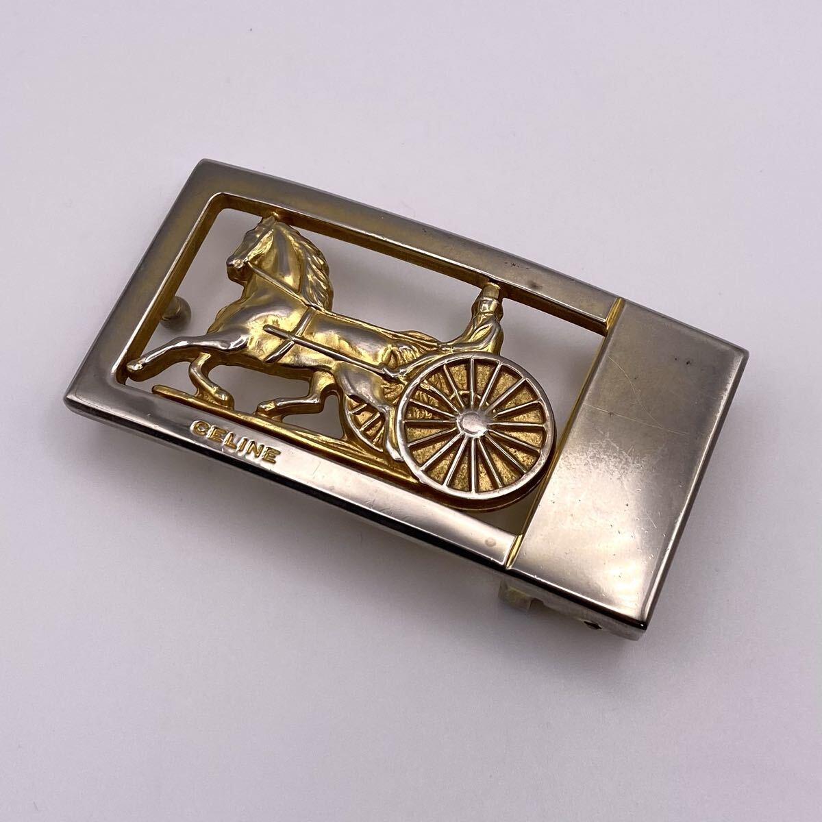 人気！セリーヌ ベルト サークルロゴ ゴールドバックル ヴィンテージ CELINE - 【ヴィンテージ】◇セリーヌ◇ サークルロゴ / ベルト