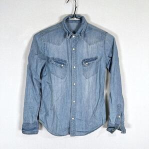 【AZUL basic】アズールベーシック ライトブルー系 デニムシャツ トップス 男性用 メンズ Sサイズ【a031】