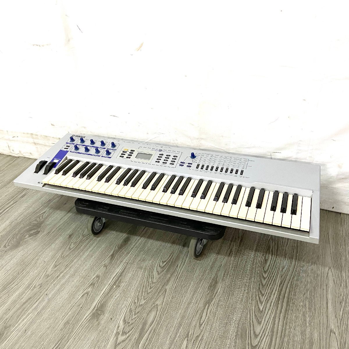 YAMAHA ヤマハ CS2X シンセサイザー キーボード 動作品 Yahoo!オークション -「yamaha cs2x」の落札相場・落札価格