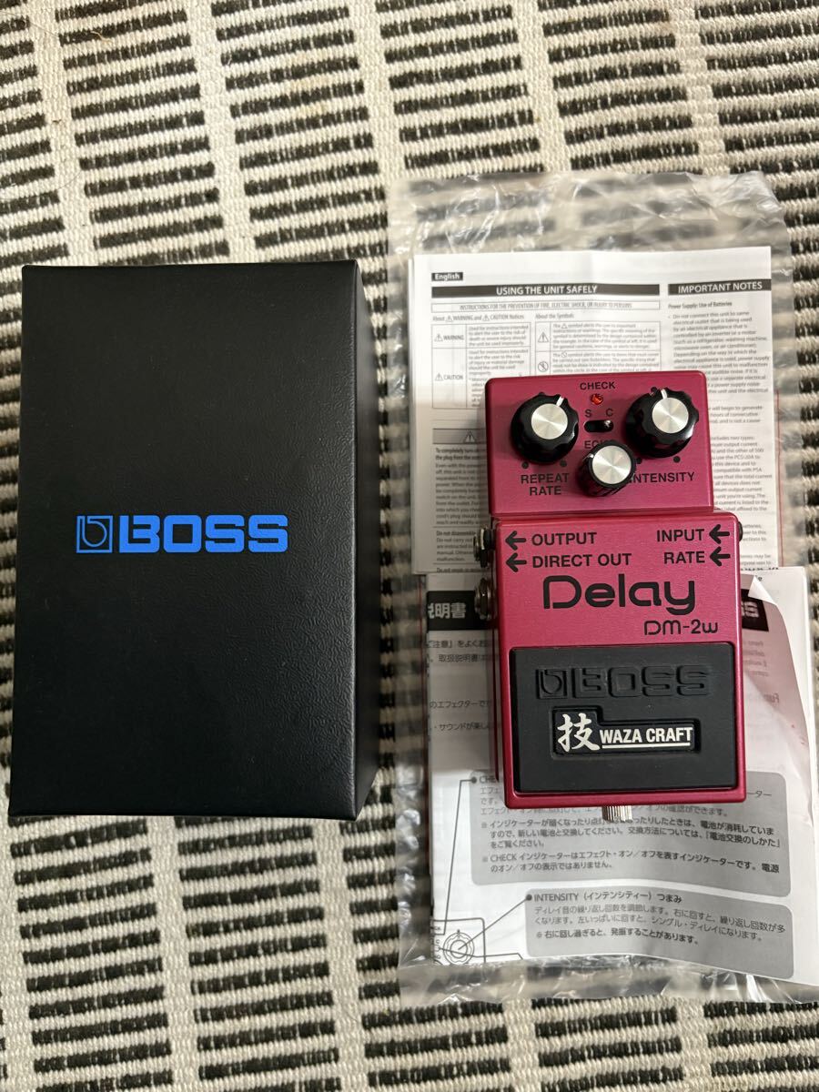 BOSS DM-2w ディレイエフェクター 中古美品 ボス(BOSS)|ディレイ|HARDOFFオフモール（オフモ）|2013710000019286