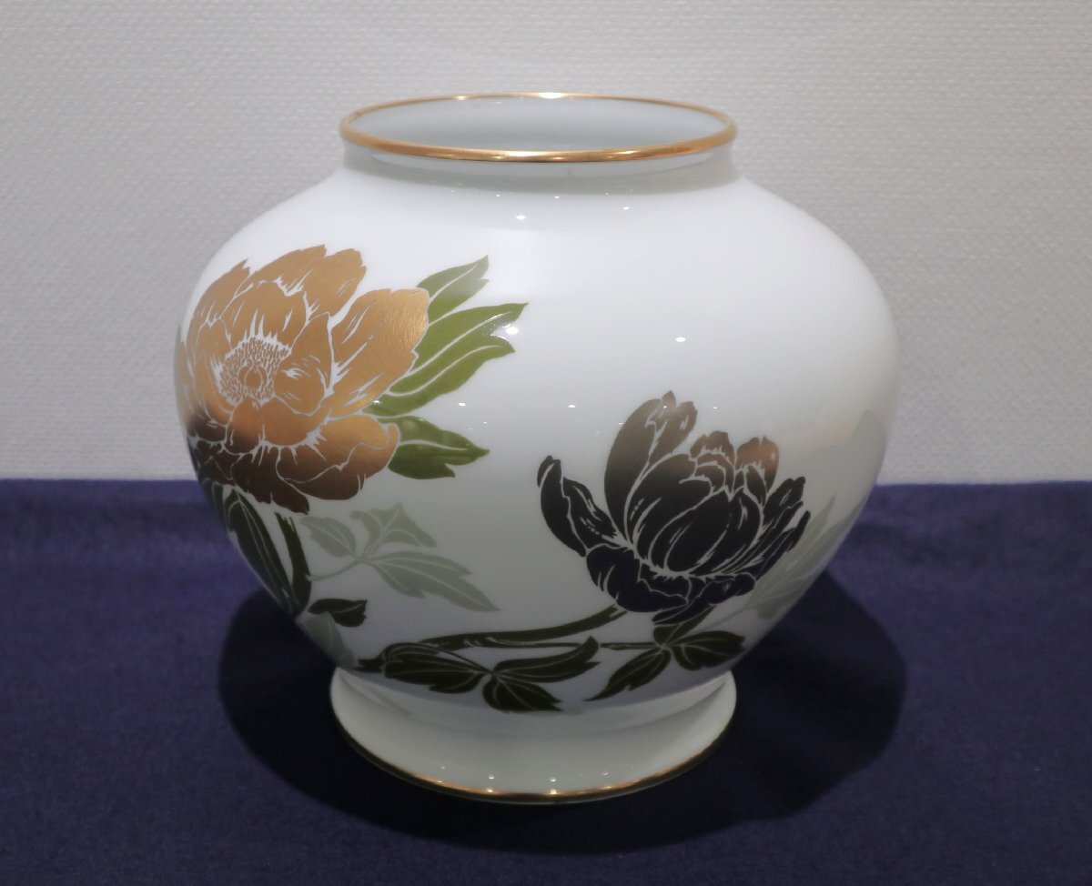 大倉陶園 菊　花瓶　壺　つぼ 大倉陶園 菊 花瓶 壺 つぼ