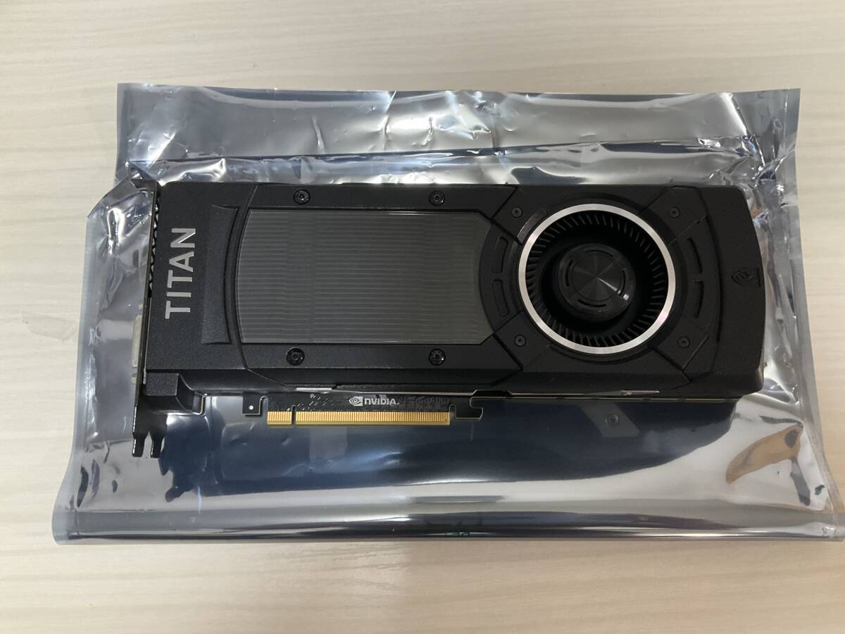 NVIDIA Titan X グラフィックボード　ジャンク Amazon | Nvidia GTX TITAN X 12GB GDDR5 PCI-e x16 3 x