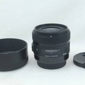 ★良品★SIGMA Art 30mm F1.4 DC HSM シグマSAマウント フード付き♪