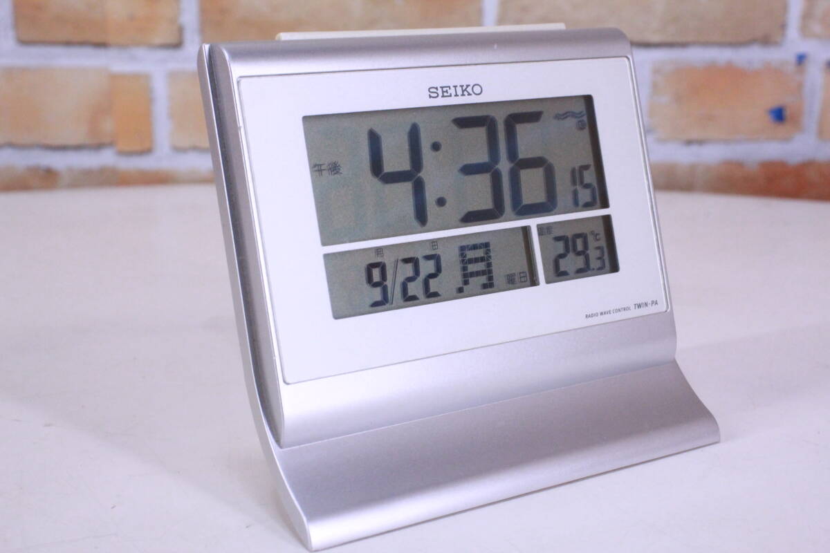 SEIKO 置時計 デジタル時計 SQ680S 目覚まし時計 中古現状品■(W1