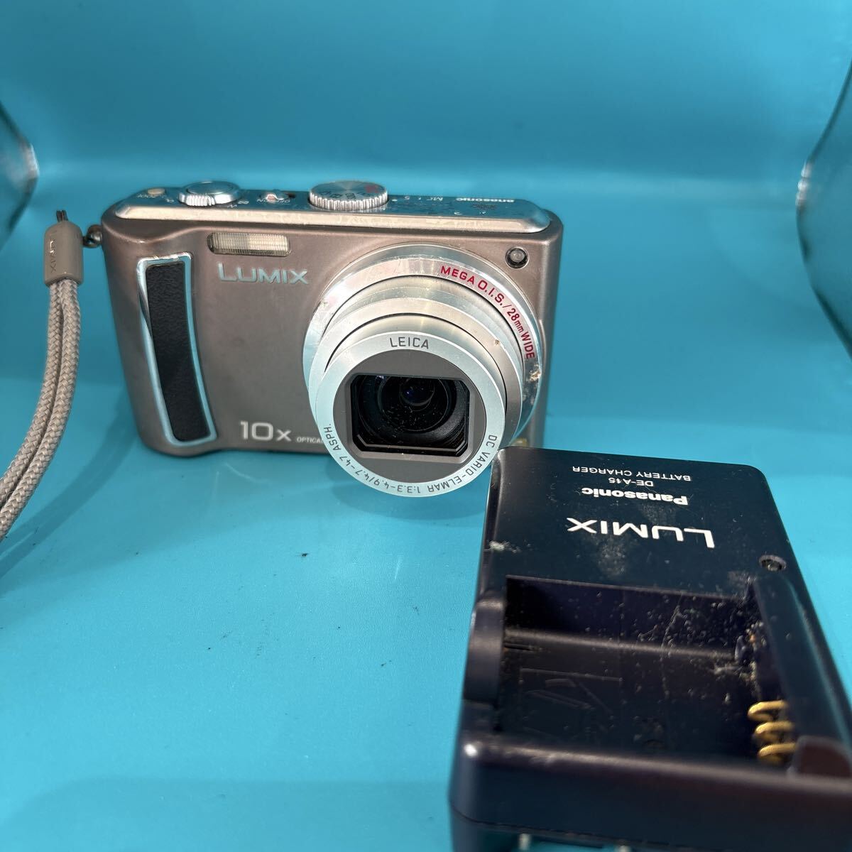 【新バッテリー付】Panasonic　LUMIX DMC-TZ5　デジタルカメラ Amazon | パナソニック デジタルカメラ LUMIX (ルミックス