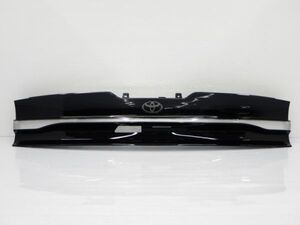 E03665△ プリウス PHEV リヤランプレンズ テールセンター MXWH61 PRIUS PHEV Z