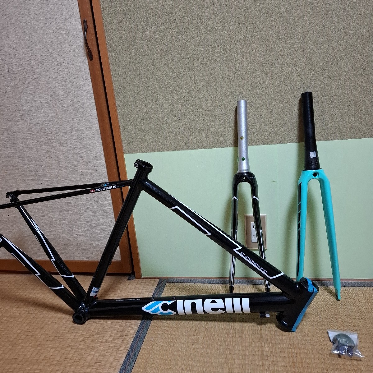 チネリフレーム(写真に付いている物) cinelli 新品 CINELLI チネリ ZYDECO ジデコ フレームセット