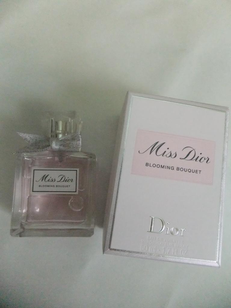 Yahoo!オークション -「ミスディオール 香水 50」の落札相場